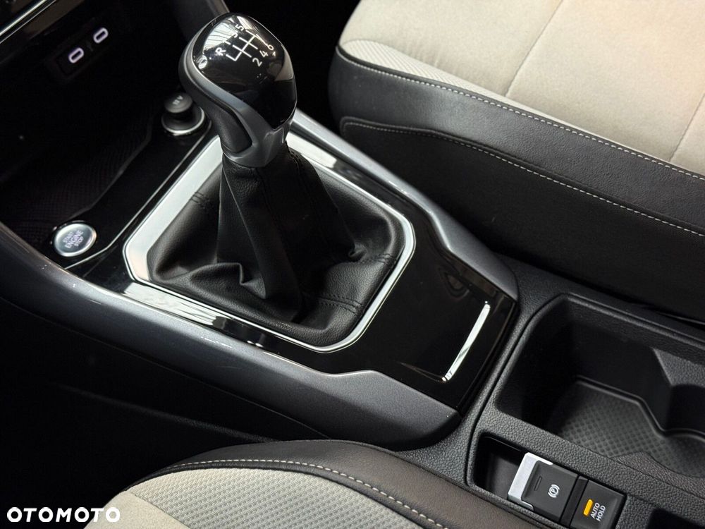 Volkswagen T-Roc 1.5 TSI Style - 32
