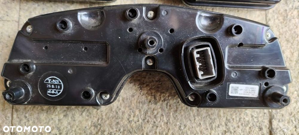 HONDA CBR 650 F LIcznik Zegary Prędkościomierz - 4