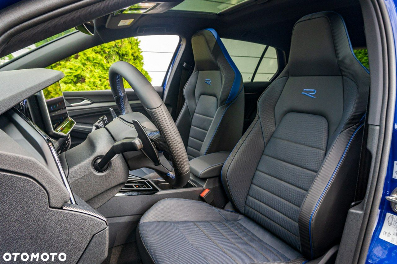 Volkswagen Golf - 36
