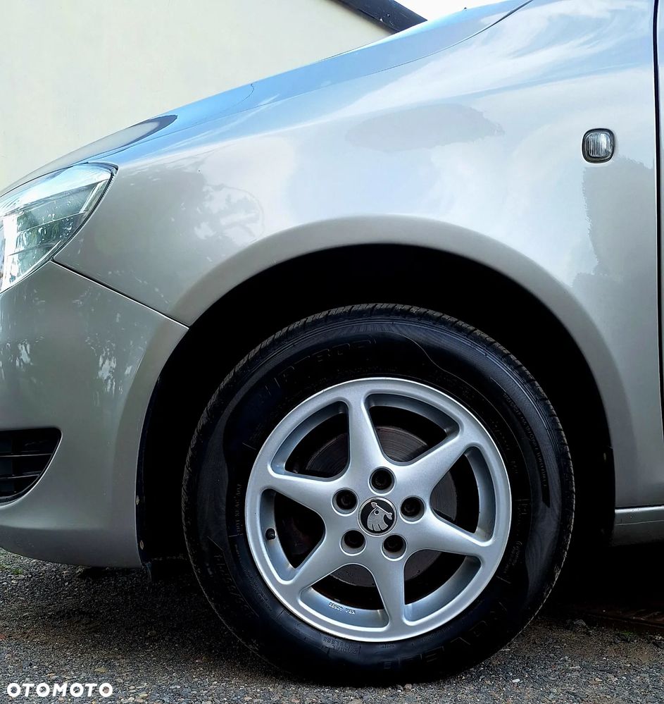 Skoda Fabia 1.4 16V Ambiente - 7