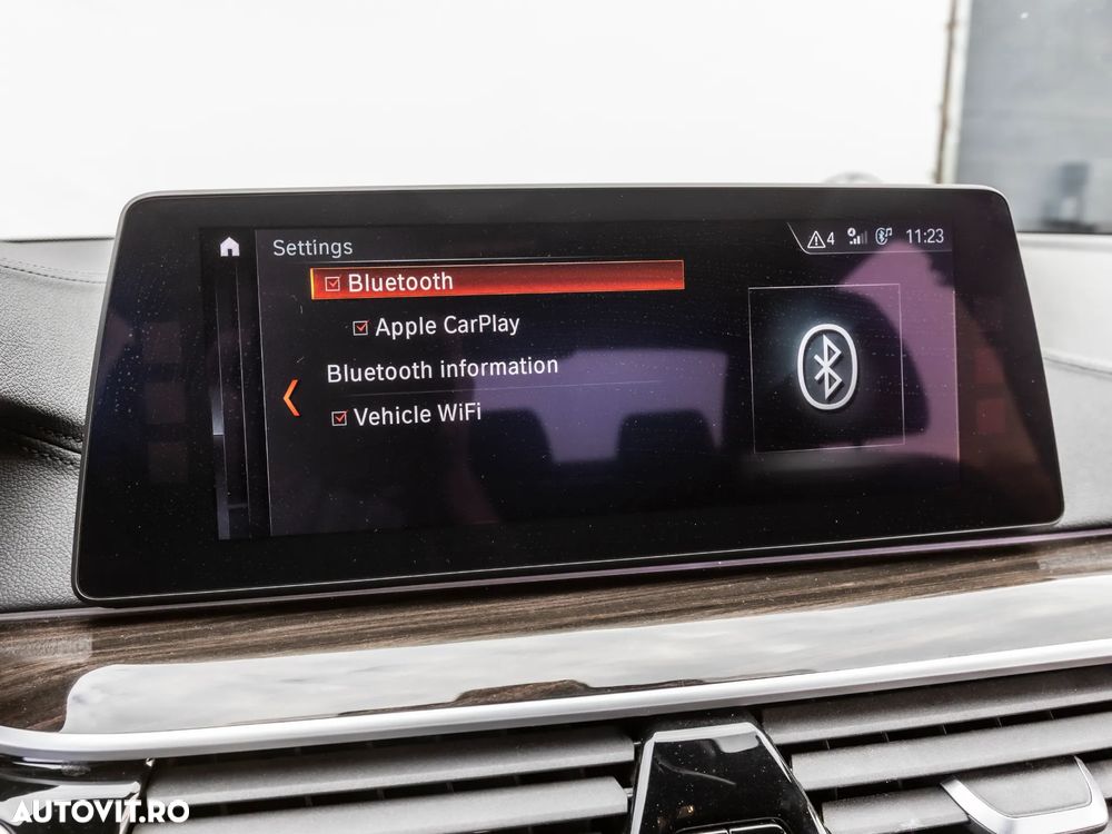 BMW Seria 5 520d Aut. Luxury Line - 8