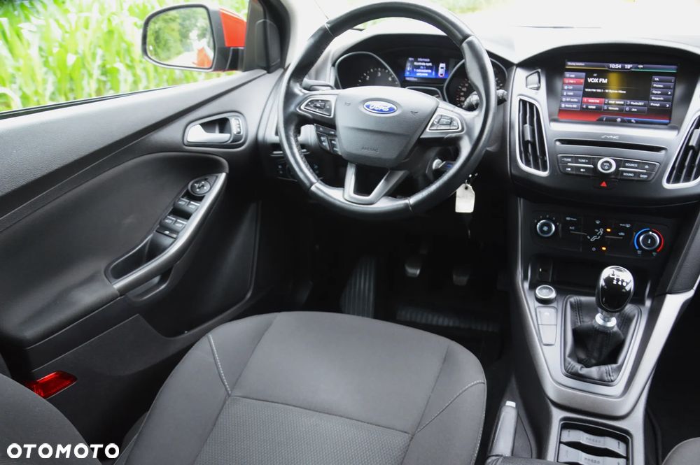Ford Focus - 21