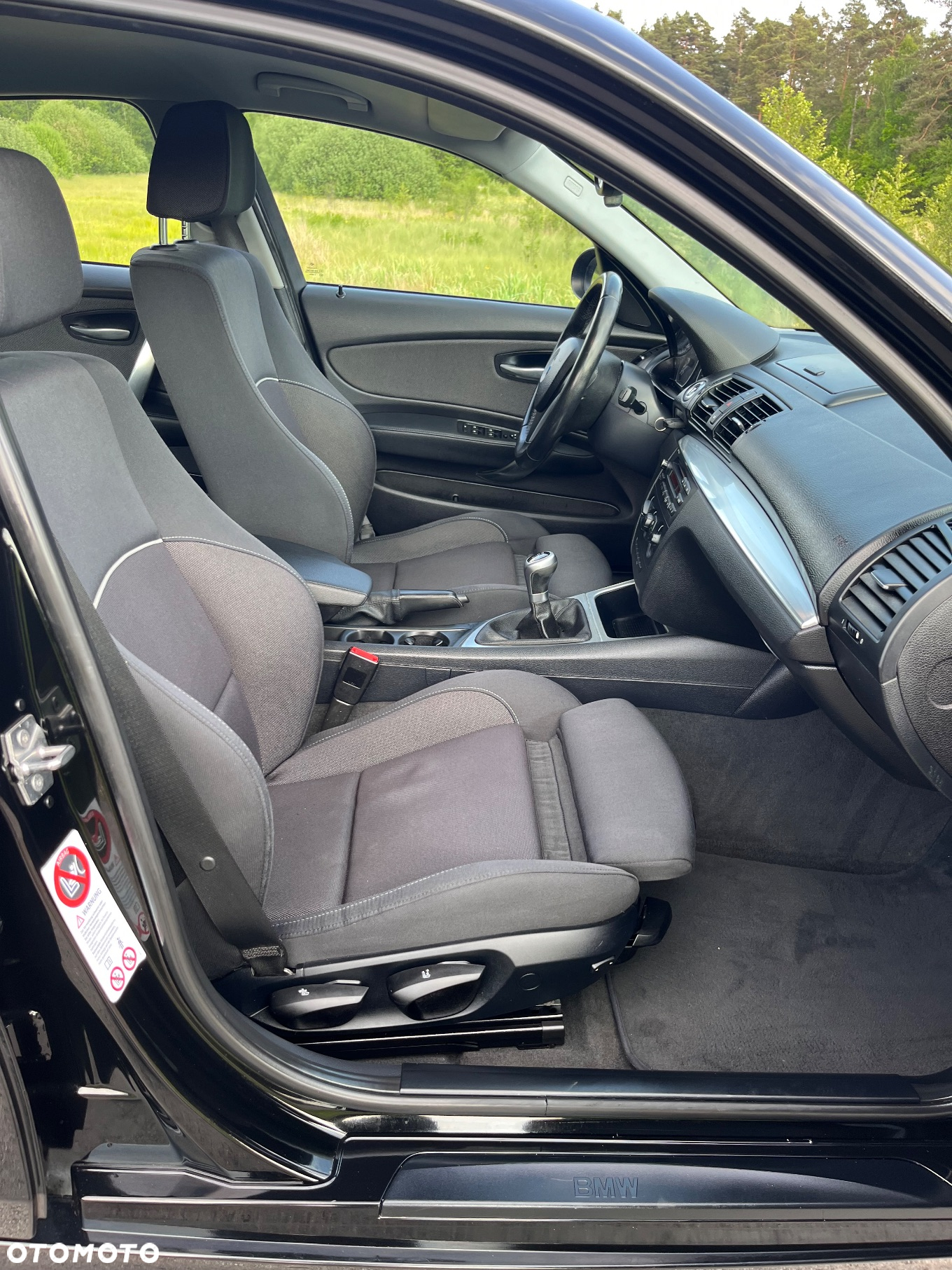 BMW Seria 1 116i - 24