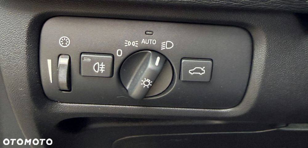 Volvo V40 D2 Geartronic Linje Svart - 18
