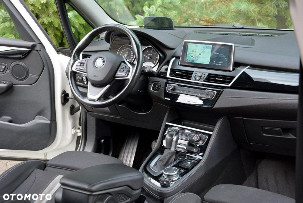 BMW Seria 2 220d Gran Tourer Sport-Aut Sport Line - 23