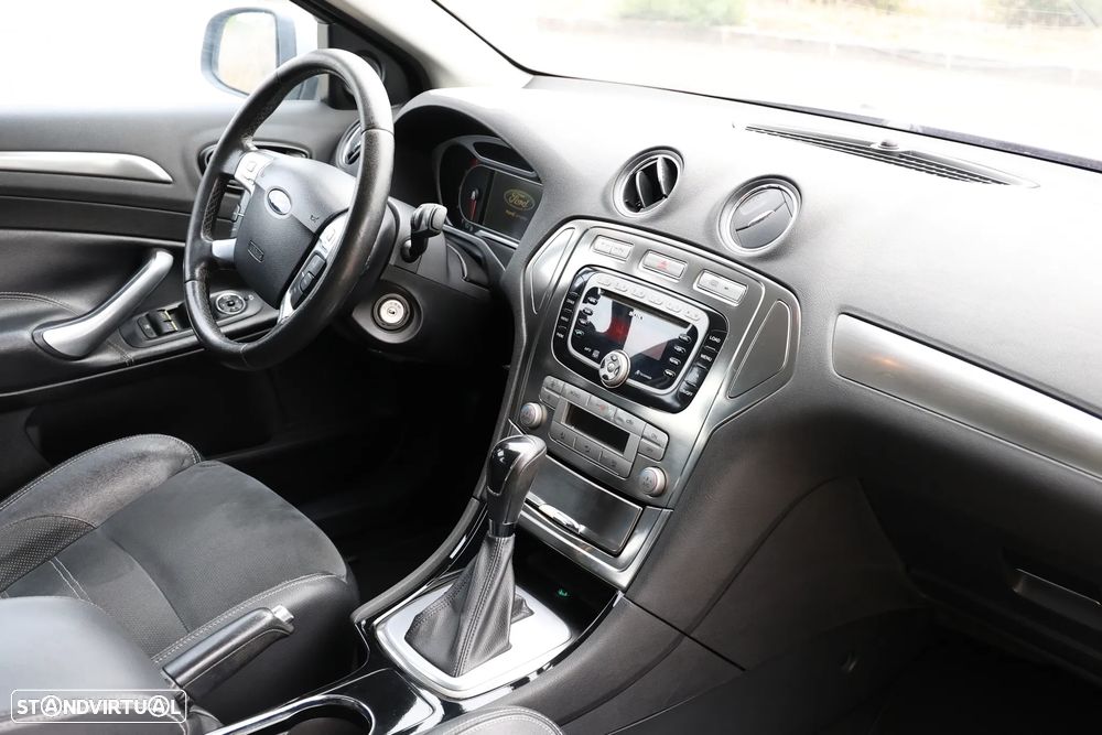 Ford Mondeo SW - 12