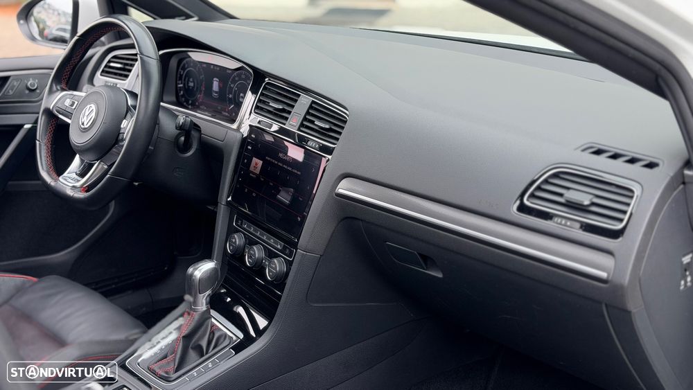 VW Golf 2.0 TSI GTI DSG Performance - 10