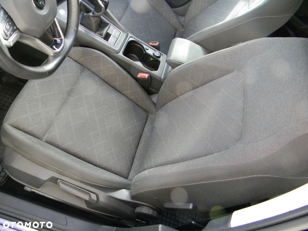 Volkswagen Golf 1.5 TSI OPF Active - 22