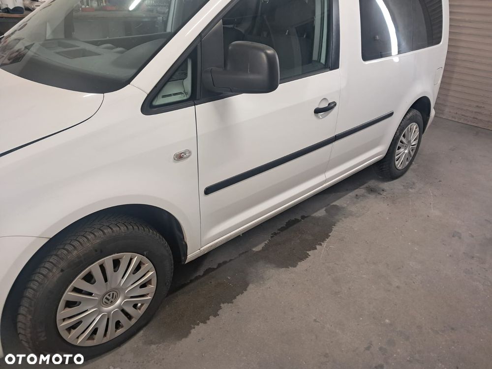 Volkswagen Caddy - 2
