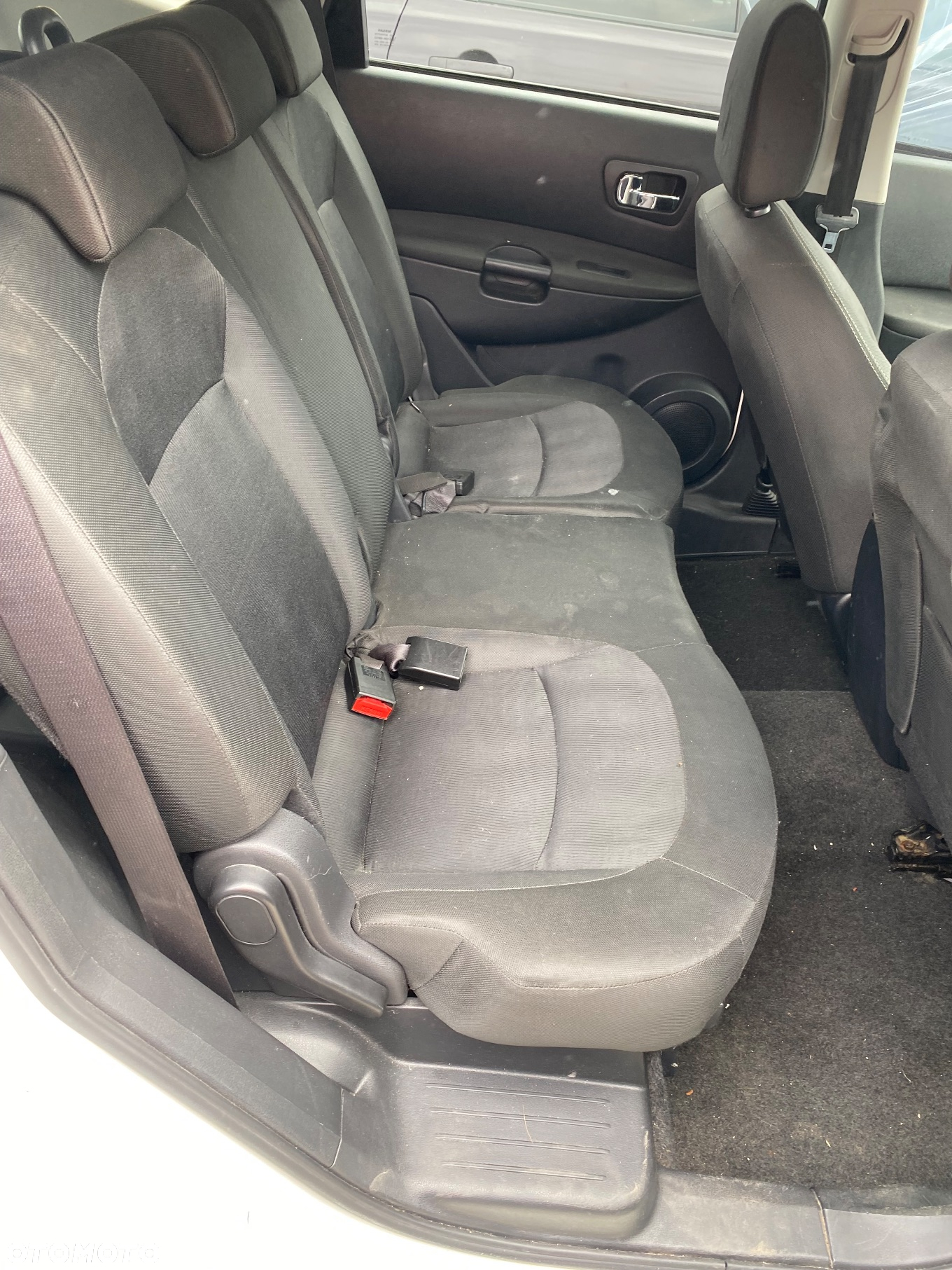Nissan Qashqai+2 - 9