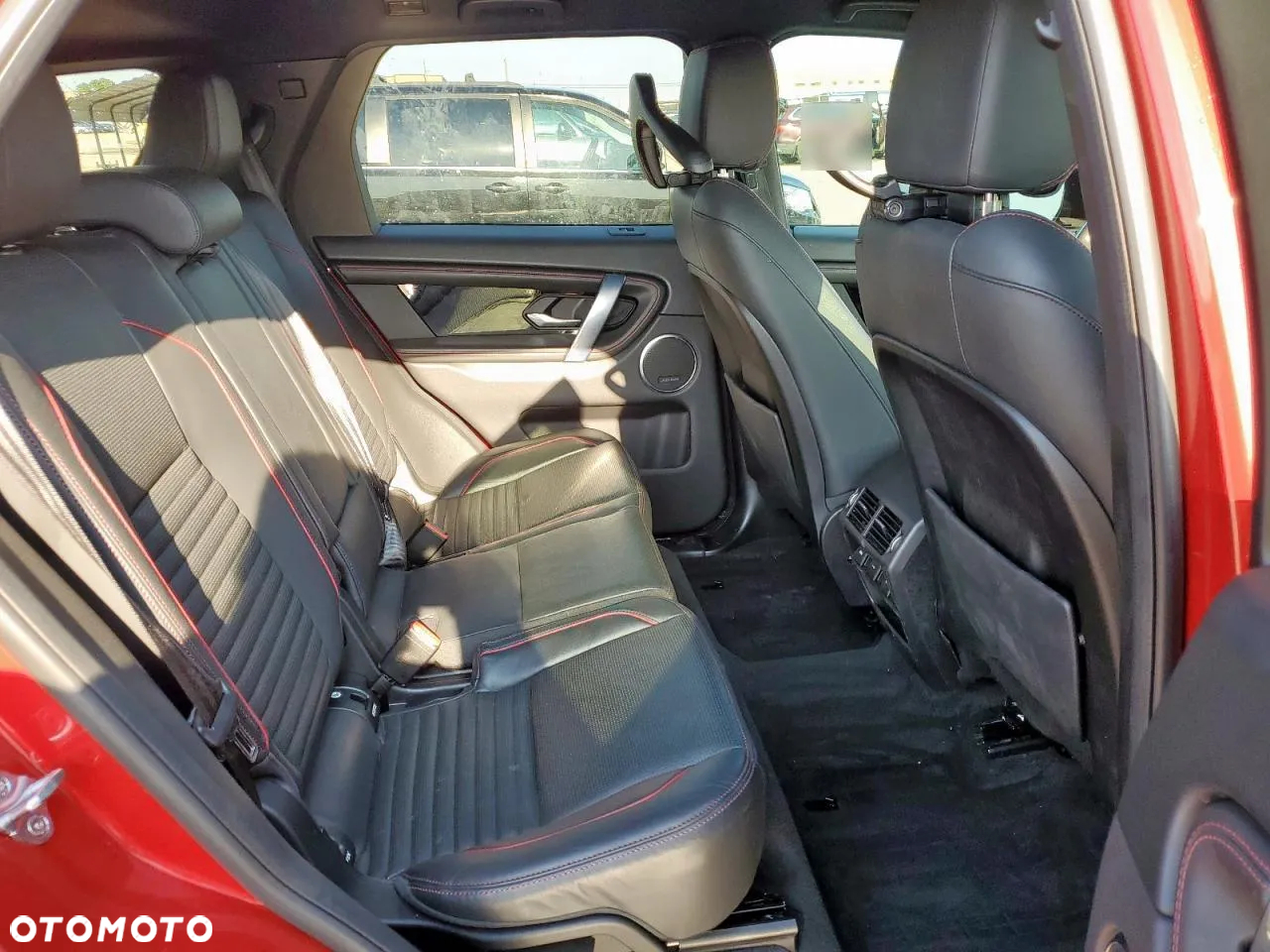 Land Rover Discovery Sport P250 R-Dynamic SE - 8