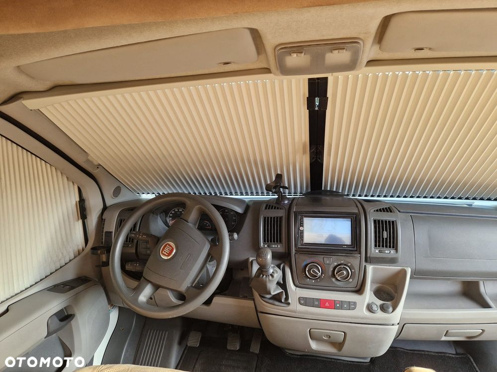 Rapido 703F - 6