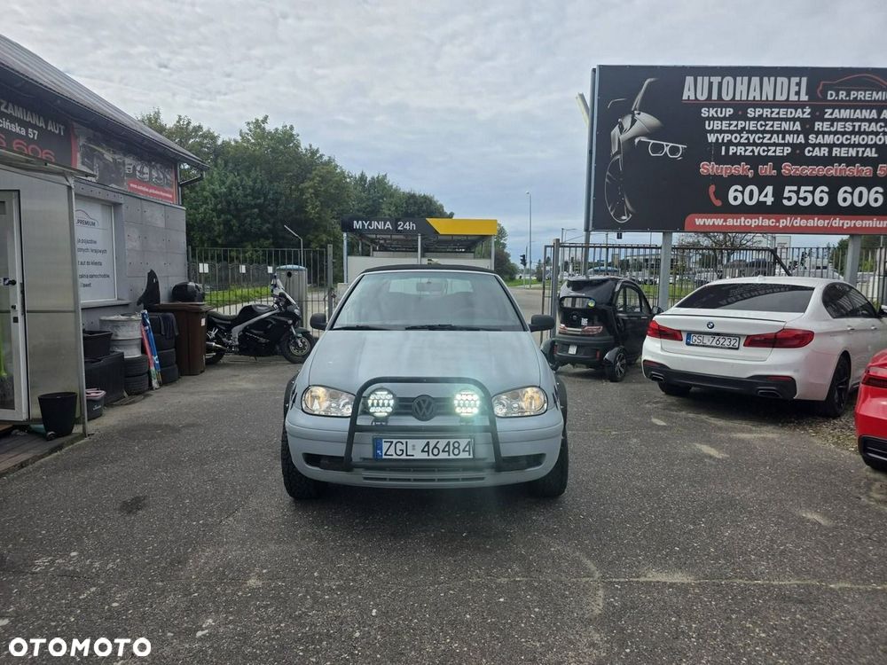 Volkswagen Golf Cabrio 2.0 - 3