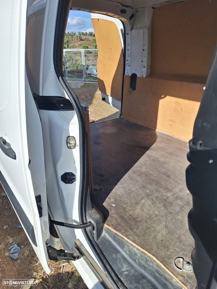 Citroën BERLINGO 1.6 - 10
