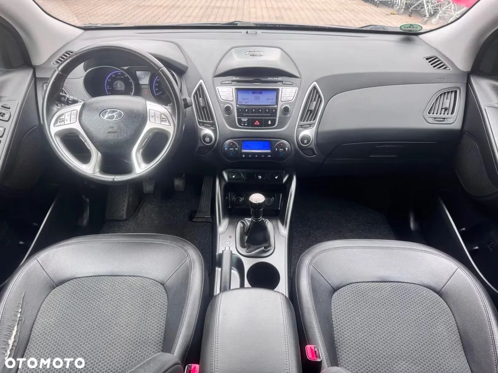 Hyundai ix35 2.0 4WD Premium - 10