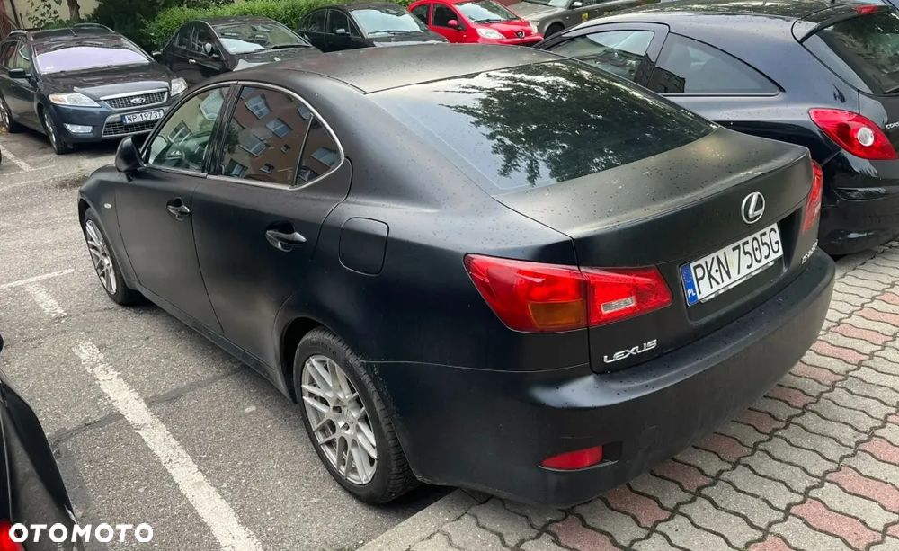 Lexus IS 220d - 7