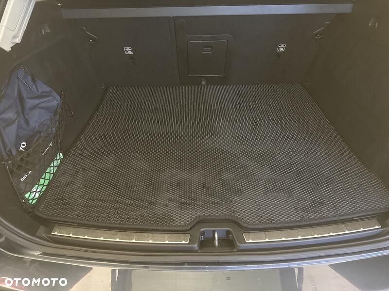 Volvo XC 60 B4 D AWD Inscription - 22