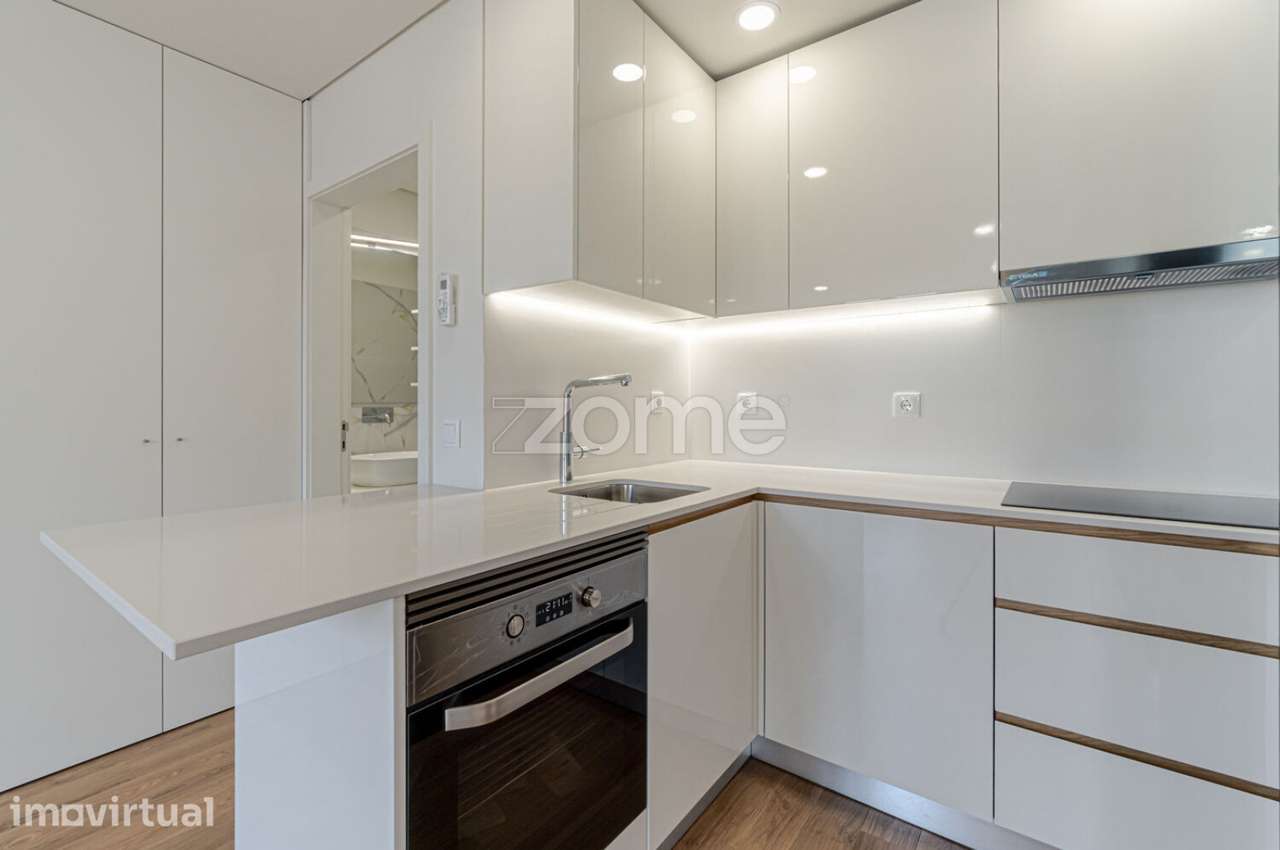 Apartamento T0 com Licença AL na Baixa do Porto - Grande imagem: 4/14