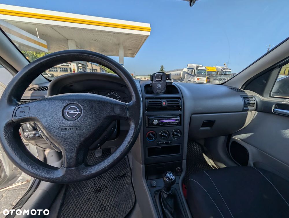 Opel Astra - 3