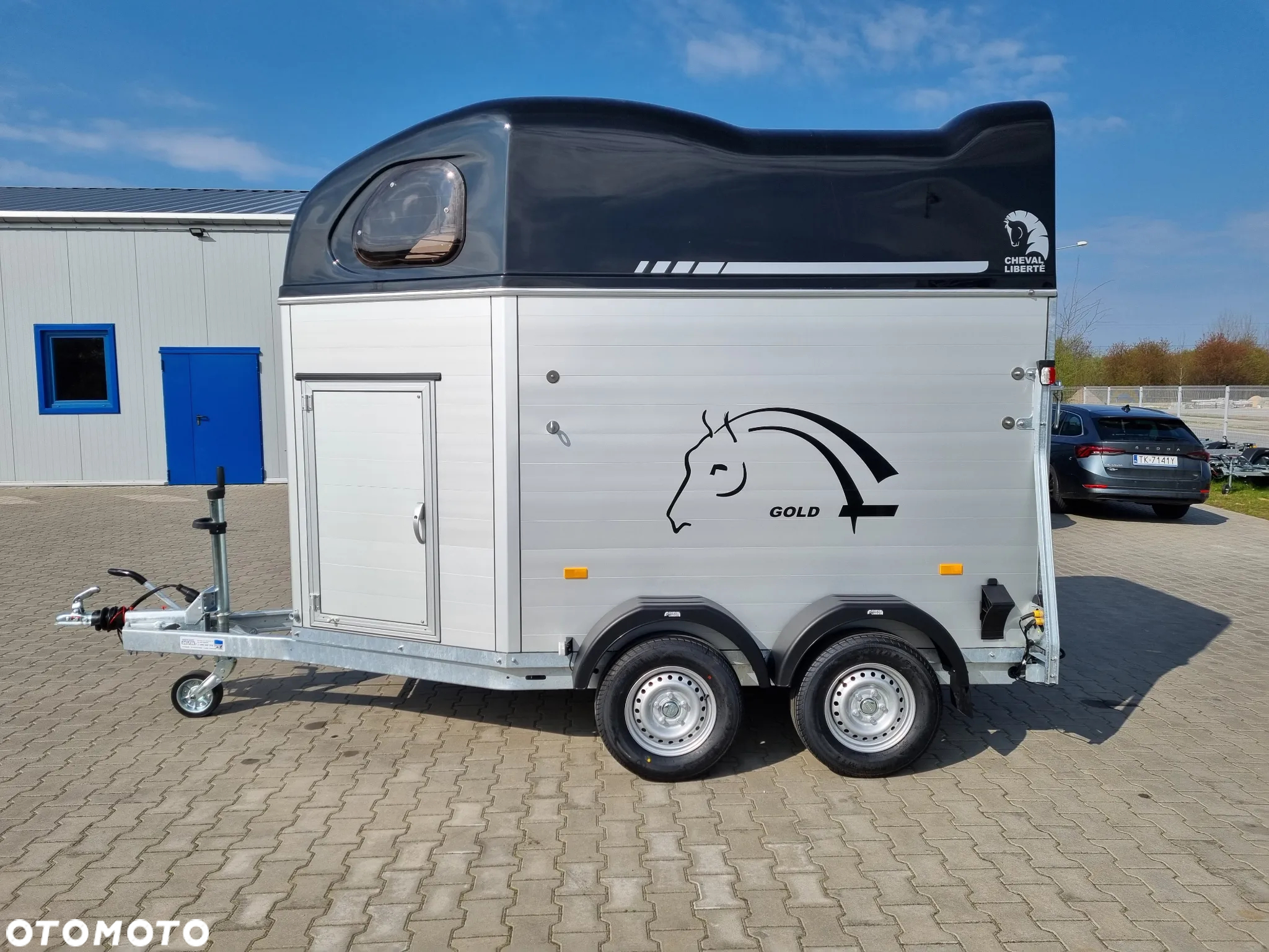 Cheval Liberte Gold First Alu + siodlarnia przyczepa dwukonna - 4