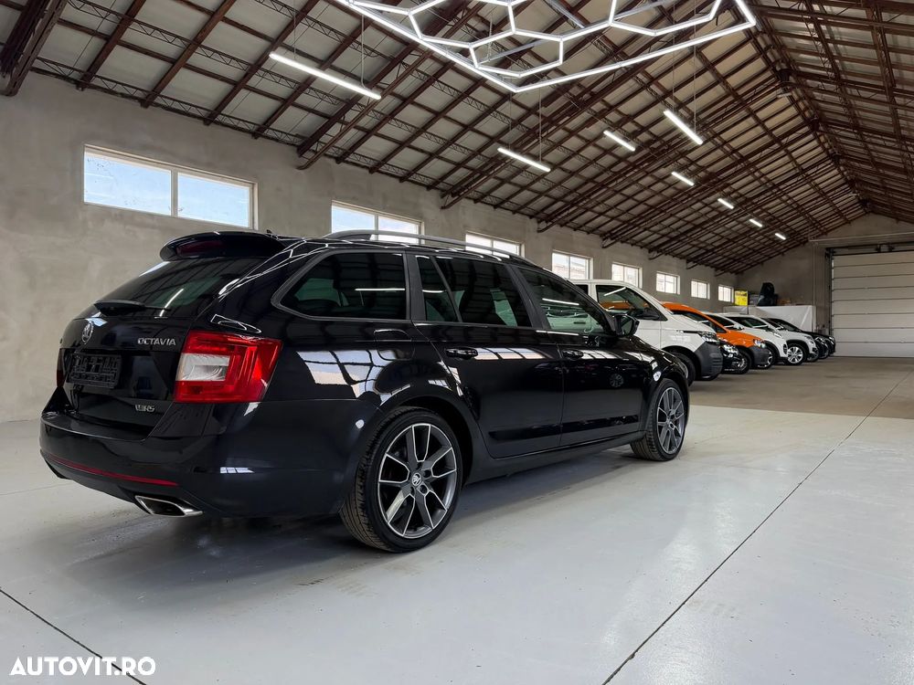 Skoda Octavia 2.0 TDI DSG RS - 4