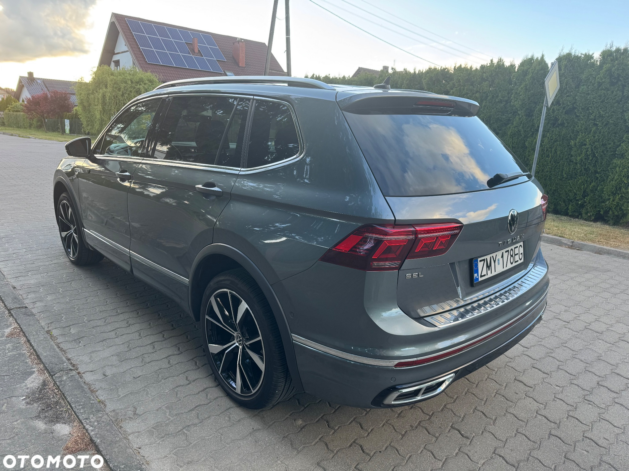 Volkswagen Tiguan 2.0 TSI 4Mot R-Line DSG - 3