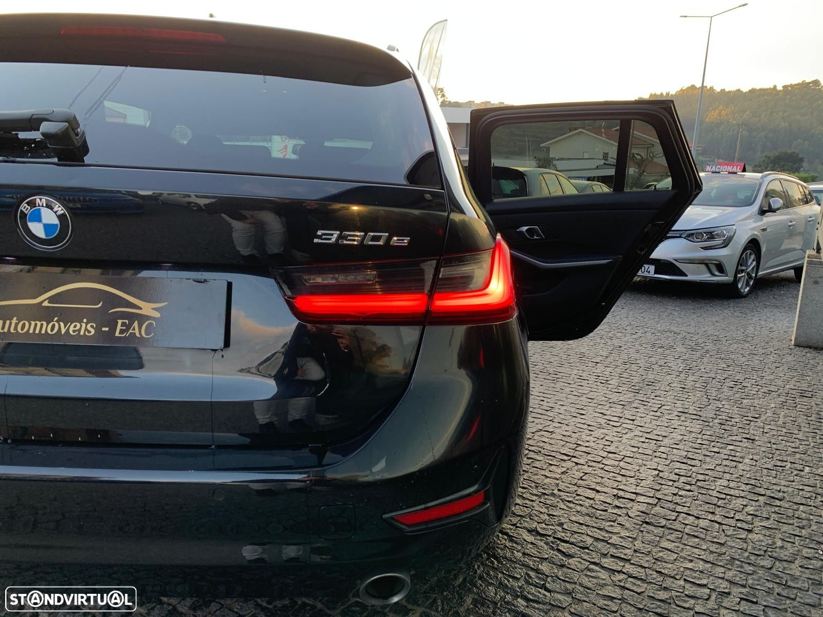 BMW 330 - 13