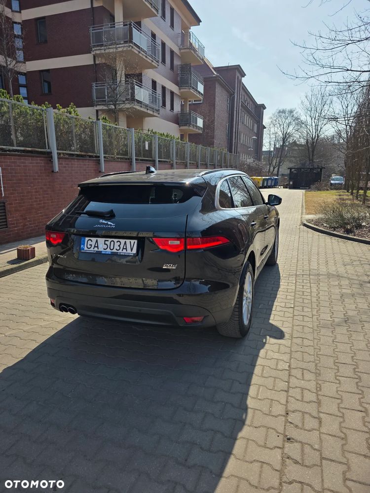 Jaguar F-Pace 2.0 i4D AWD Prestige - 4