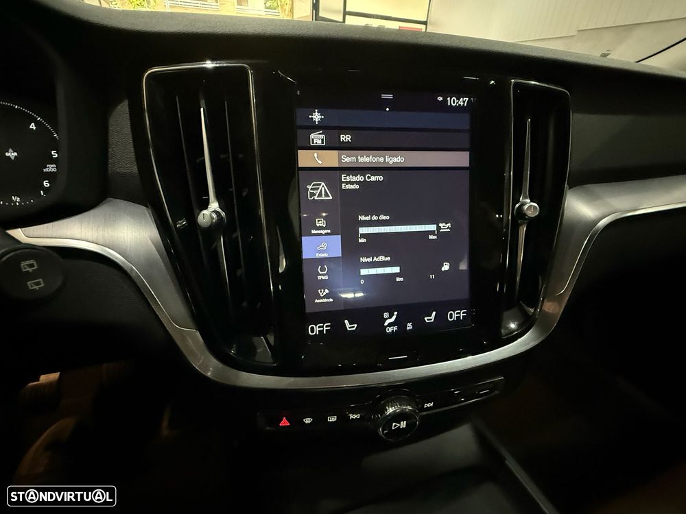 Volvo V60 D3 Momentum Pro - 33