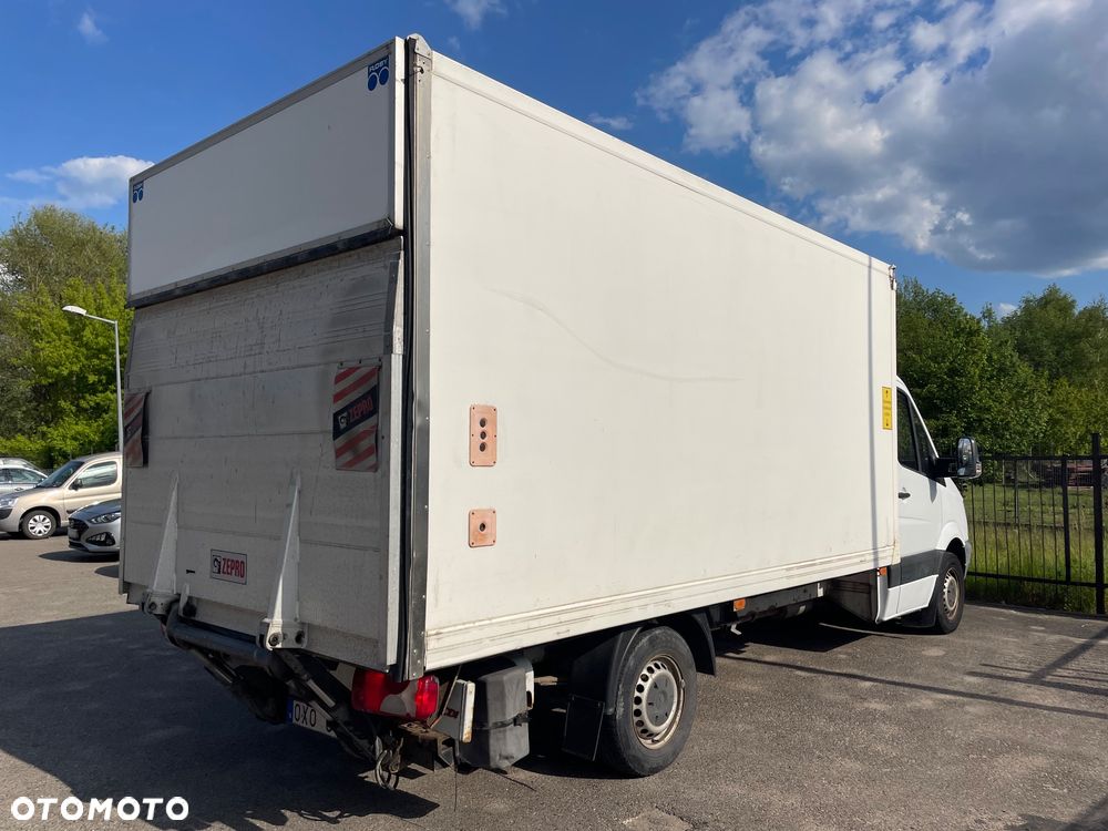Mercedes-Benz Sprinter - 4