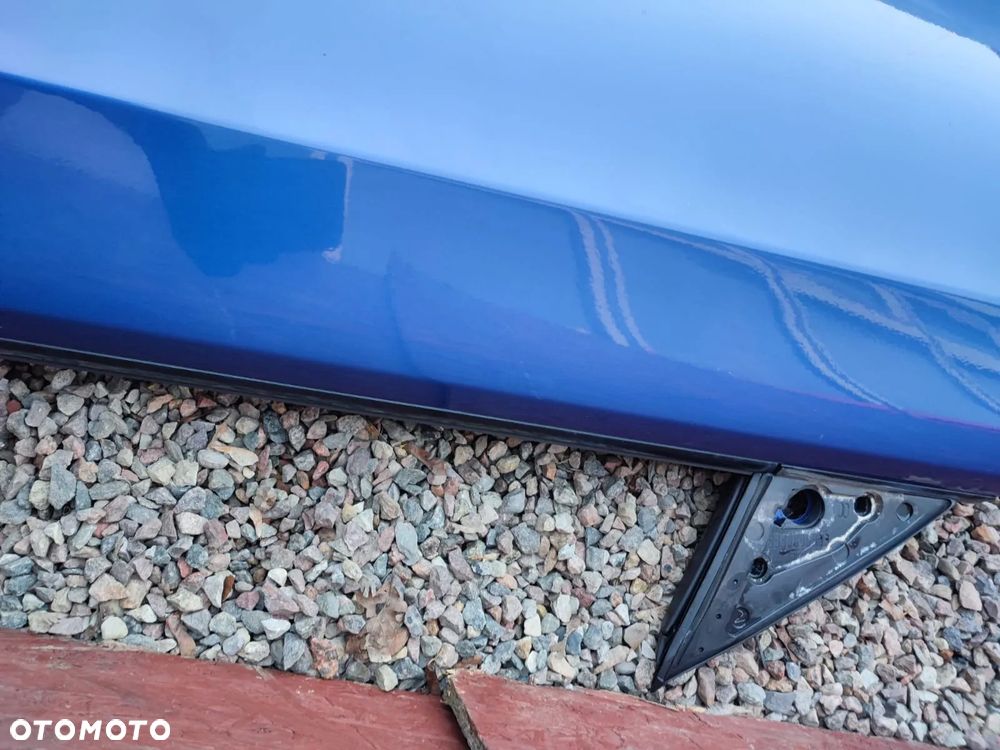 BMW E92 / E92 LCI / E93 / E93 LCI. KOMPLET ORYGINALNYCH DRZWI PRAWE / LEWE +  PODNOŚNIK SZYBY + SZYBA. O NR: 7 200 570 /  7 200 569 OEM, W KOL. LE MANS BLAU METALIC 381. BEZ RDZY - 29