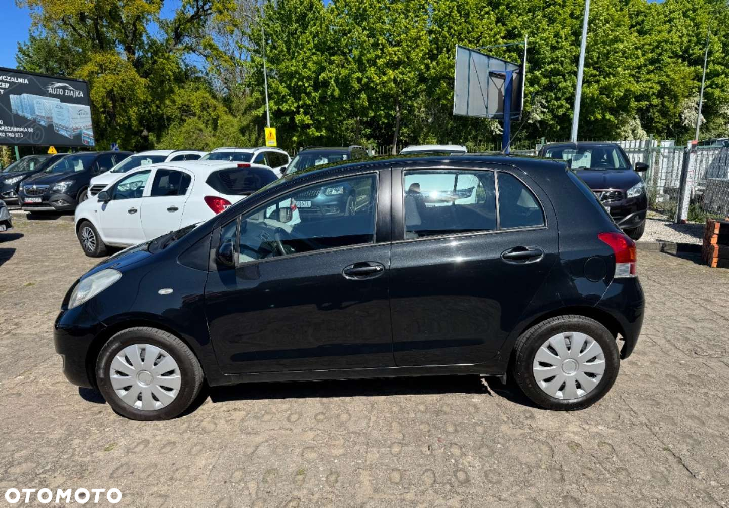Toyota Yaris - 5