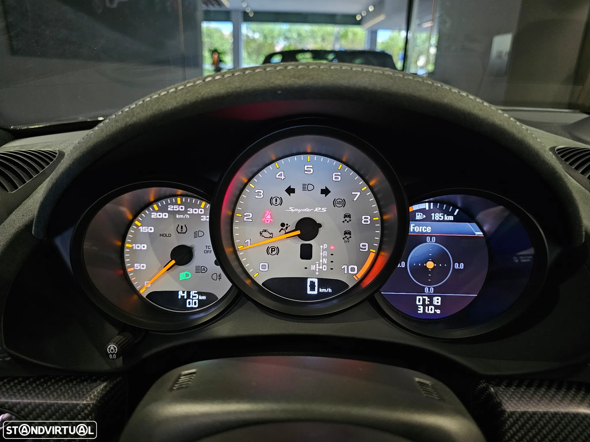 Porsche 718 Spyder - 27