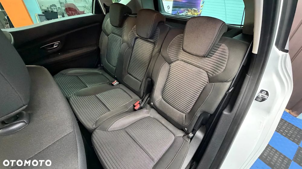Renault Scenic - 30