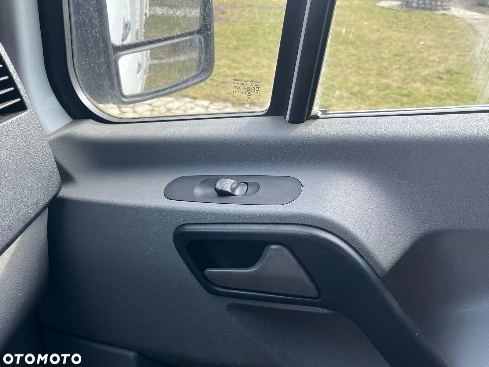 Mercedes-Benz Sprinter - 18