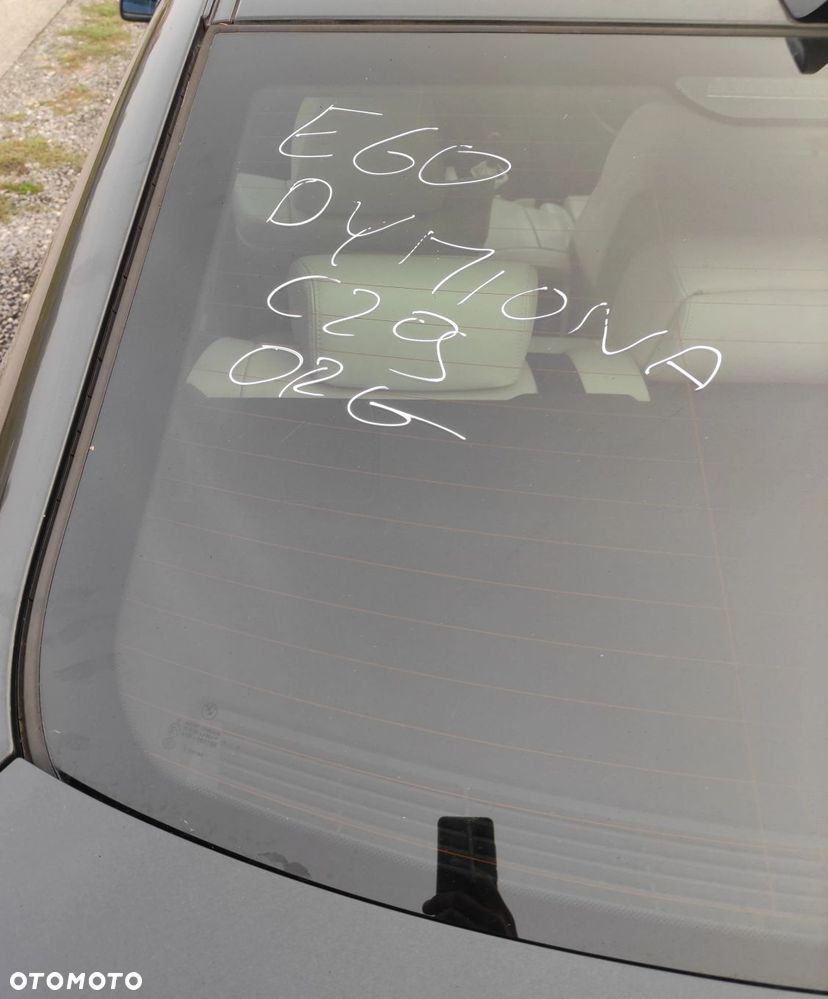 SZYBA TYŁ TYLNA BMW E60 GRZANA FABRYCZNIE DYMIONA - 2
