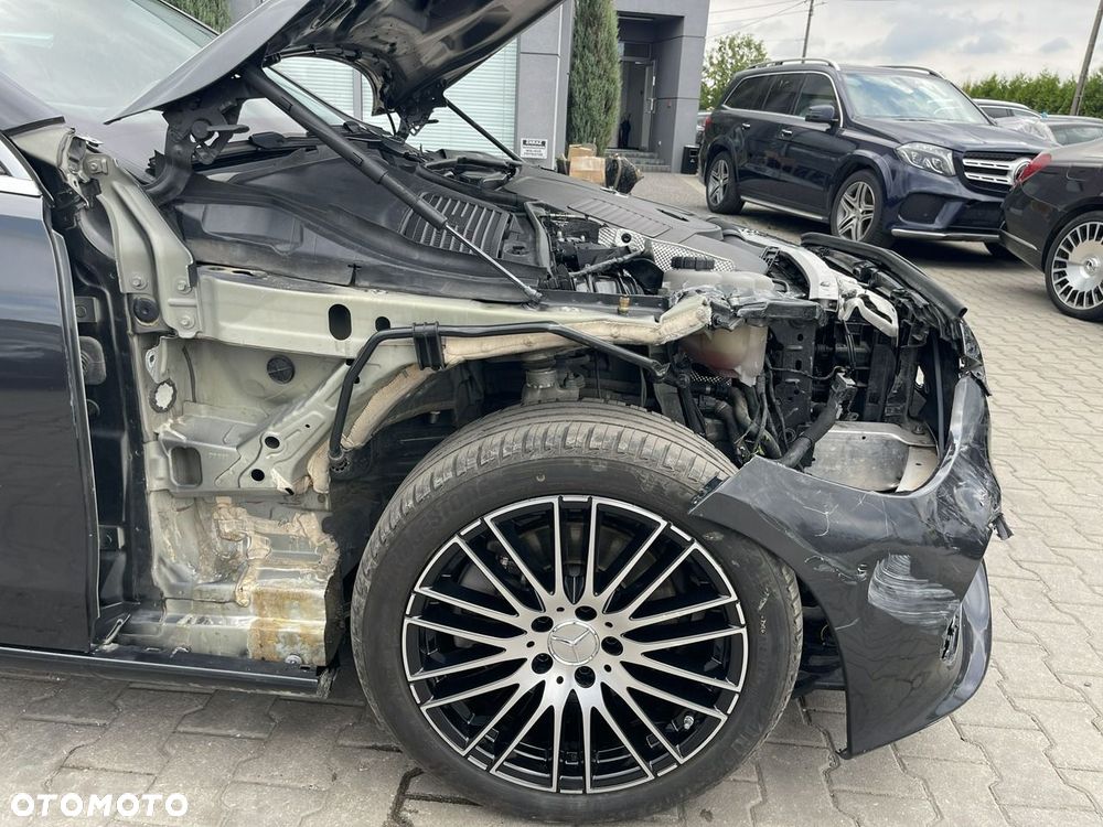 Mercedes-Benz Klasa C 200 4Matic 9G-TRONIC Avantgarde - 6