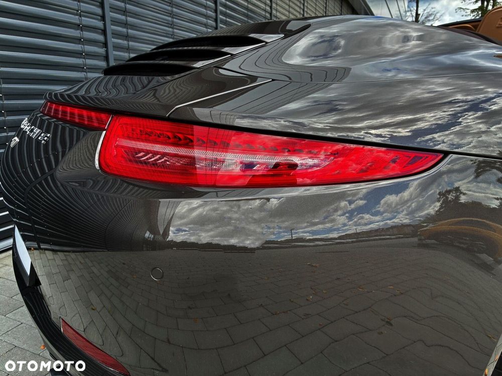 Porsche 911 - 13