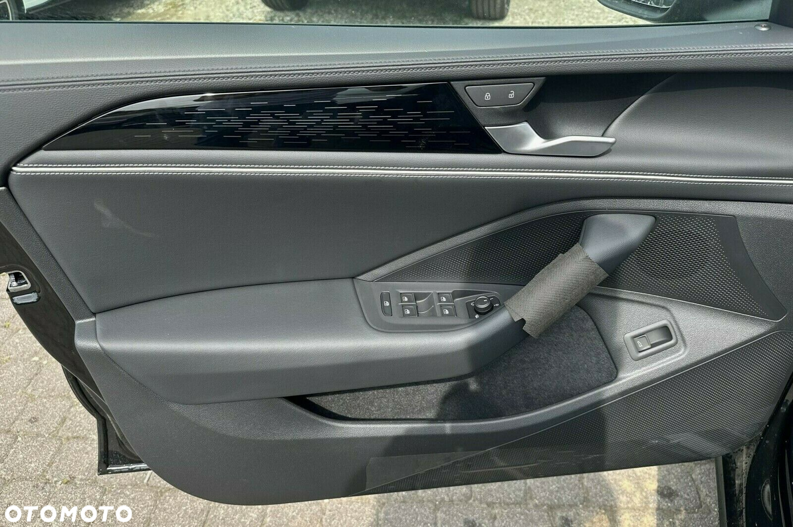 Volkswagen Passat 1.5 TSI ACT mHEV Elegance DSG - 22