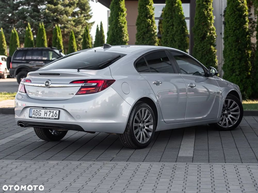 Opel Insignia - 13
