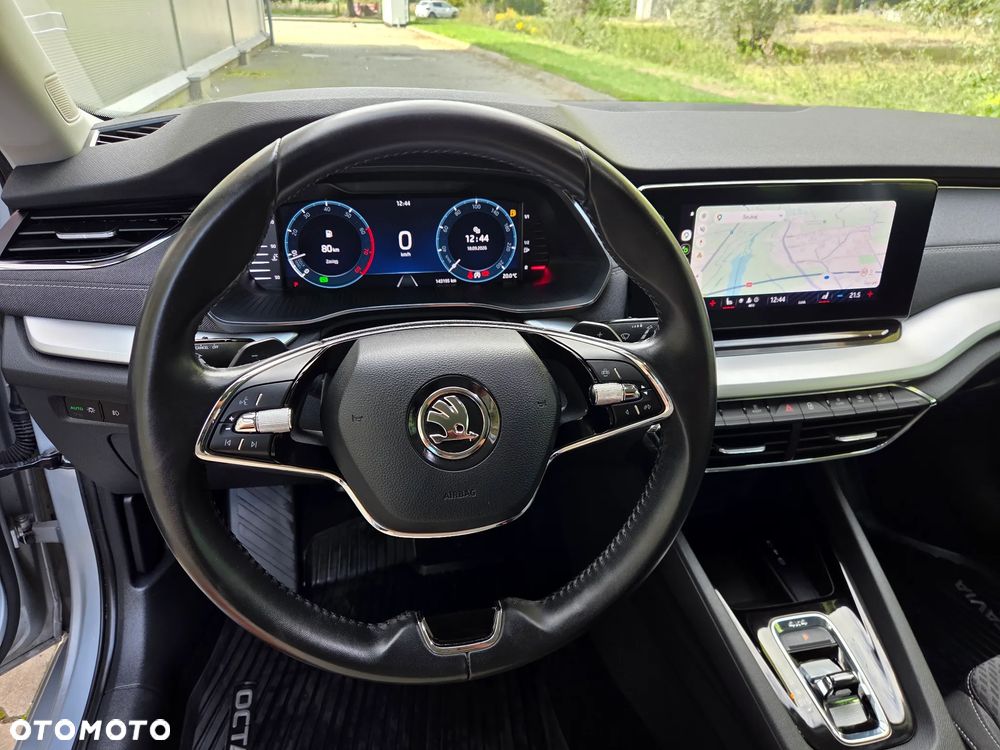 Skoda Octavia 2.0 TSI DSG 4x4 Style - 28