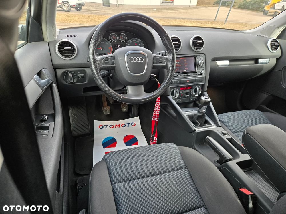 Audi A3 Sportback 2.0 TDI DPF quattro Ambition - 12