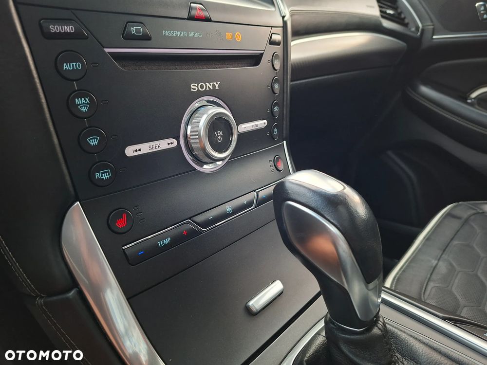 Ford Edge 2.0 TDCi Twin-Turbo 4WD Titanium - 24
