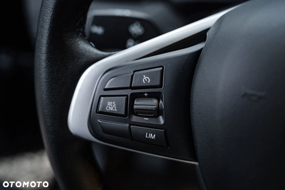 BMW X2 sDrive18i - 27