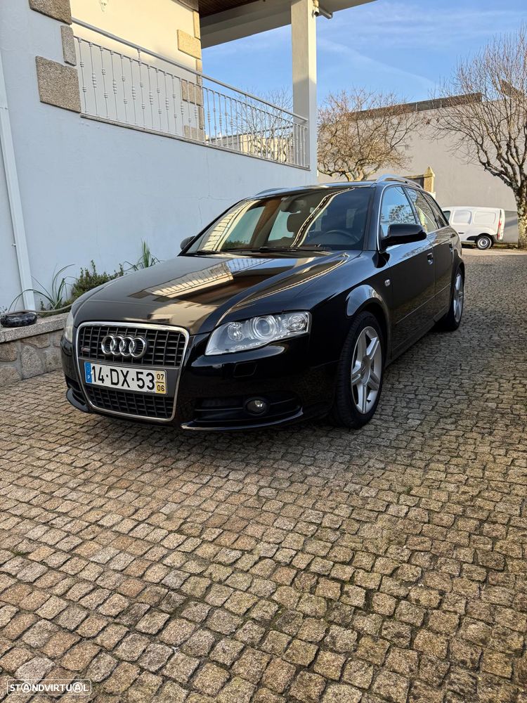 Audi A4 Avant 2.0 TDi S-line - 1