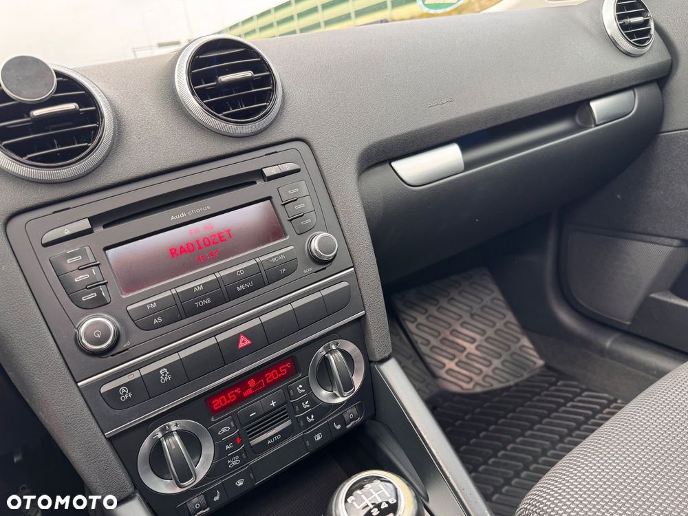 Audi A3 Sportback 2.0 TDI DPF S line Sportpaket - 33