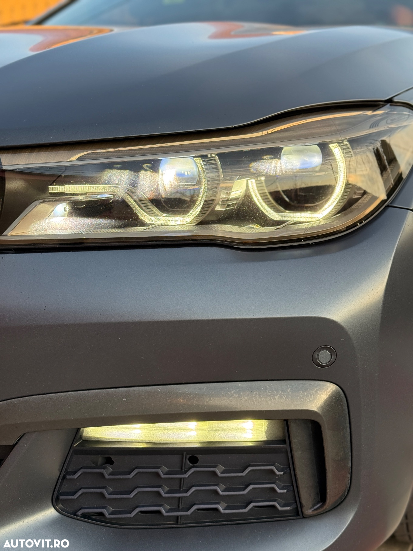 BMW Seria 7 740d xDrive - 22