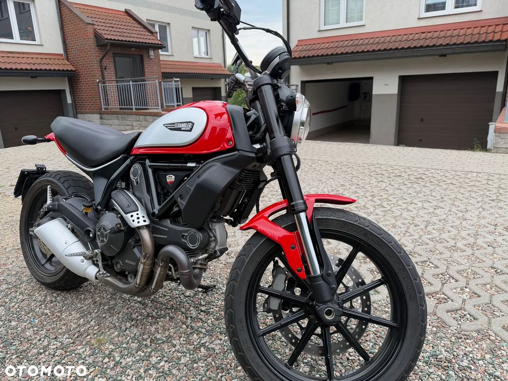 Ducati Scrambler - 12