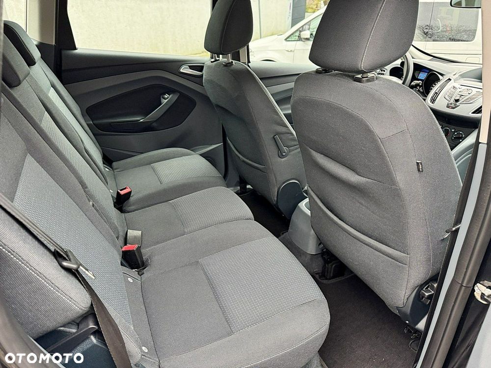 Ford C-MAX - 12