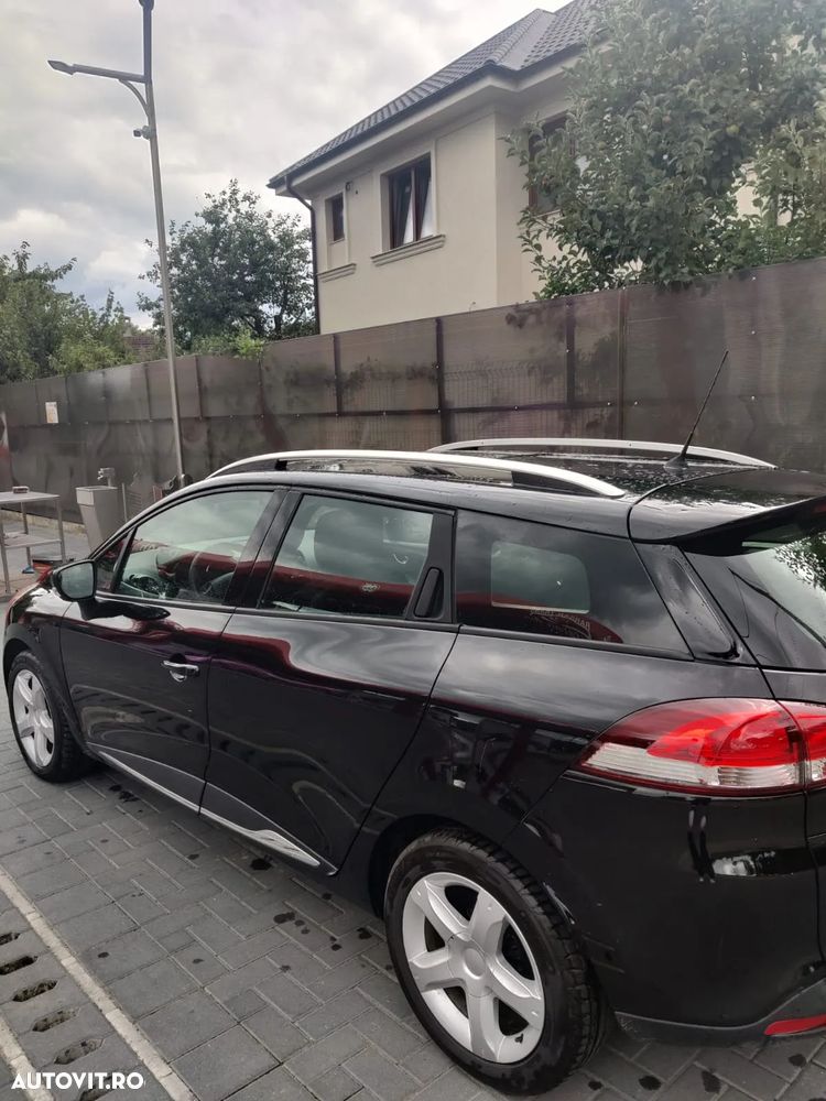 Renault Clio (Energy) dCi 90 Bose Edition - 11
